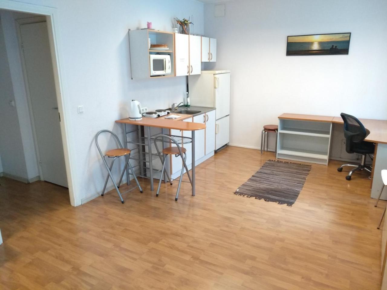 Economy Baltics Apartments - Narva 16 ทาลลินน์ ภายนอก รูปภาพ